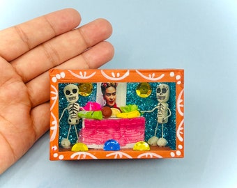 Miniature Ofrenda Nicho Calavera diorama box ofrenda Skull Mexican Day of the dead dia del muerto ofrenda skeleton
