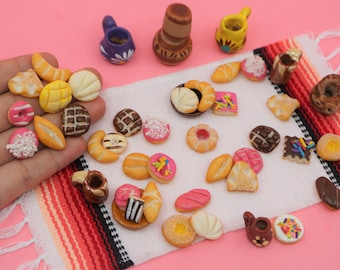 Miniature Pan Dulce Sweet Bread dollhouse food Mexican artisan mini