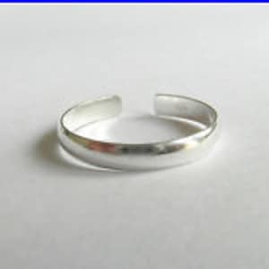 Sterling Silver 925 Adjustable 2.5 MM Toe Ring Band image 1