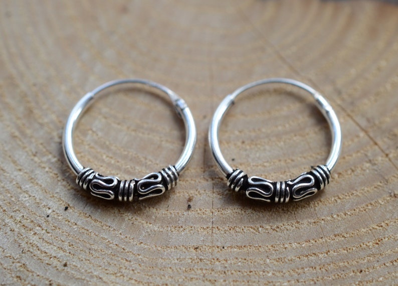 Pair Of Sterling Silver 925 Bali Hoop Earrings 10 , 12 , 14 , 16 , 18 , 20 , 25 , 30 MM image 2