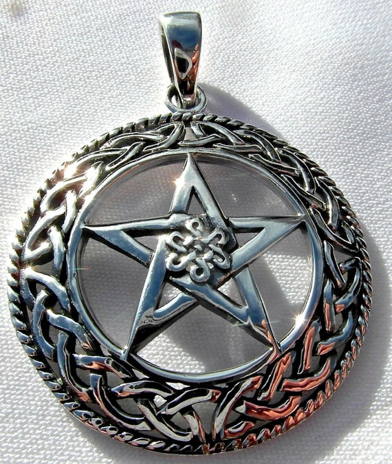 Sterling Silver Pentagram  In  Celtic  Circle  Pendant     ! 925 New  !! 