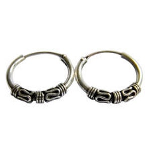 Pair Of Sterling Silver 925 Bali Hoop Earrings 10 , 12 , 14 , 16 , 18 , 20 , 25 , 30 MM image 5