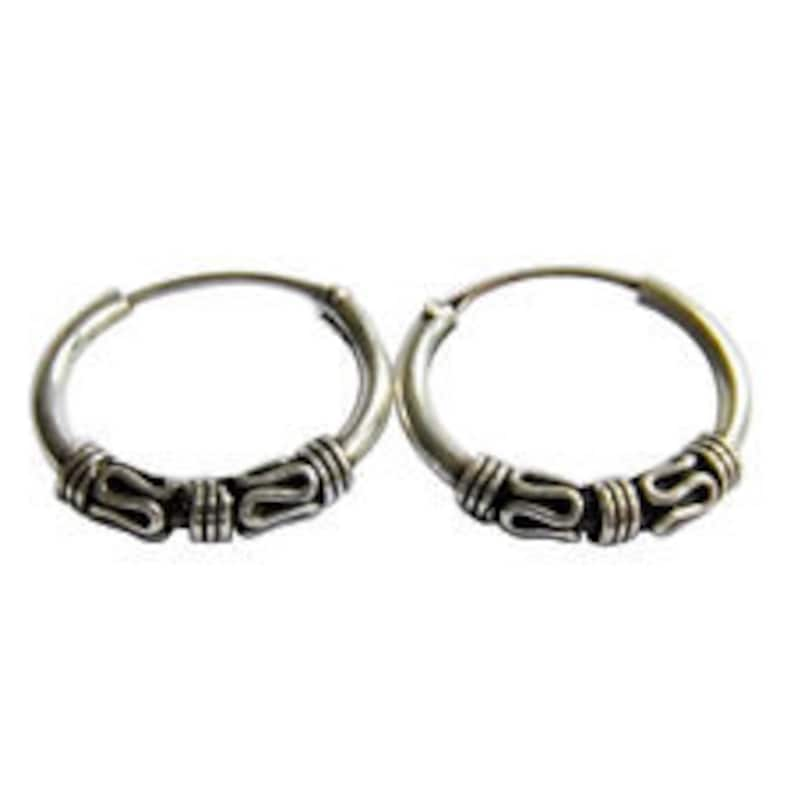 Pair Of Sterling Silver 925 Bali Hoop Earrings 10 , 12 , 14 , 16 , 18 , 20 , 25 , 30 MM image 5