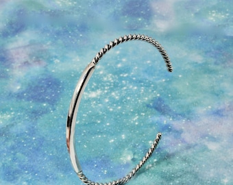 Sterling  Silver  925  Adjustable  Eternal  Love  Bangle  In  Gift  Box