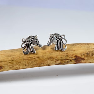 Pair  Of  Two  Sterling  Silver  925  Unicorn  Head  Ear  Stud  Earrings  In  Gift  Box