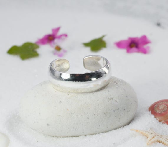 Sterling  Silver  925   Adjustable  Band  4 MM  Toe Ring