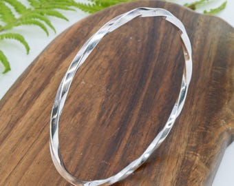 Sterling  Silver  925  Twists  Solace  Bangle  In  Gift  Box