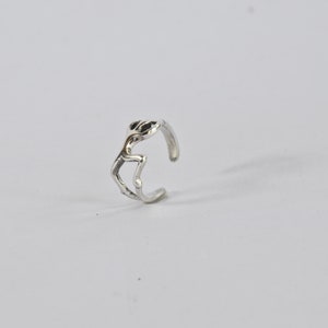 Sterling Silver 925 Adjustable Stretching Man Toe Ring image 3