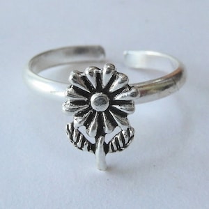 Sterling  Silver  925  Daisy  Flower  Adjustable  Toe  Ring