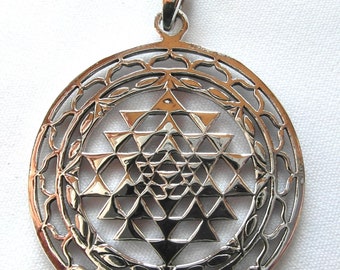 Colgante de plata de ley 925 Sri Yantra Chakra