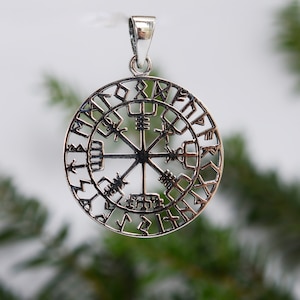 Sterling  Silver  925  Vegvisir  Icelandic  Magical  Stave  Pendant