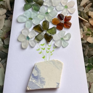 Biglietto con fiori di vetro marino, ceramica irlandese fatta a mano, design unico