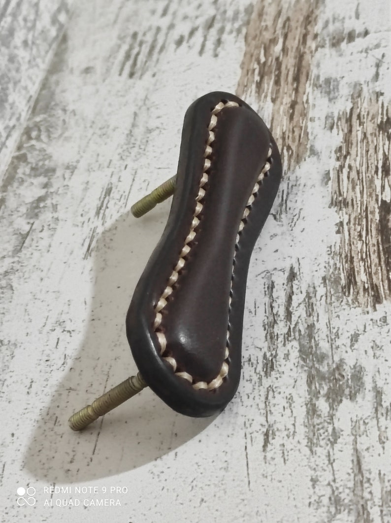 Leather drawer handles, Knopf, knob, leather drawer pulls,handles,leather handles, leather pulls,cabinet pulls leather image 6