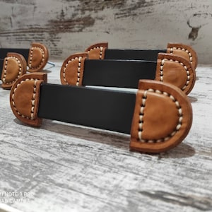 Leather drawer handles, Knopf, knob, leather drawer pulls,handles,leather handles, leather pulls,cabinet pulls leather