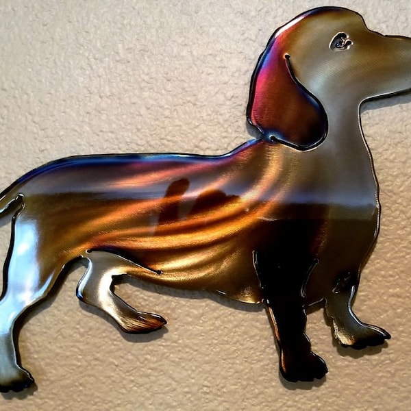 Dachshund Wiener Dog incendié sur métal