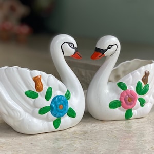 Swan Couple Ceramic planter Set