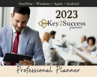 Könnte beinhalten: Ein Mann in einem blauen Anzug und roter Krawatte benutzt ein Tablet in einem Besprechungsraum. Der Text auf dem Bildschirm lautet "2023 Key2Success planner Professional Planner".