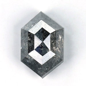 Natürlicher Salz und Pfeffer-Diamant mit Hexagon-Schliff mit 0,67 ct Fügen Sie Ihrer Sammlung von Verlobungsring-Diamantschmuck einen Hauch von Romantik hinzu Bild 2