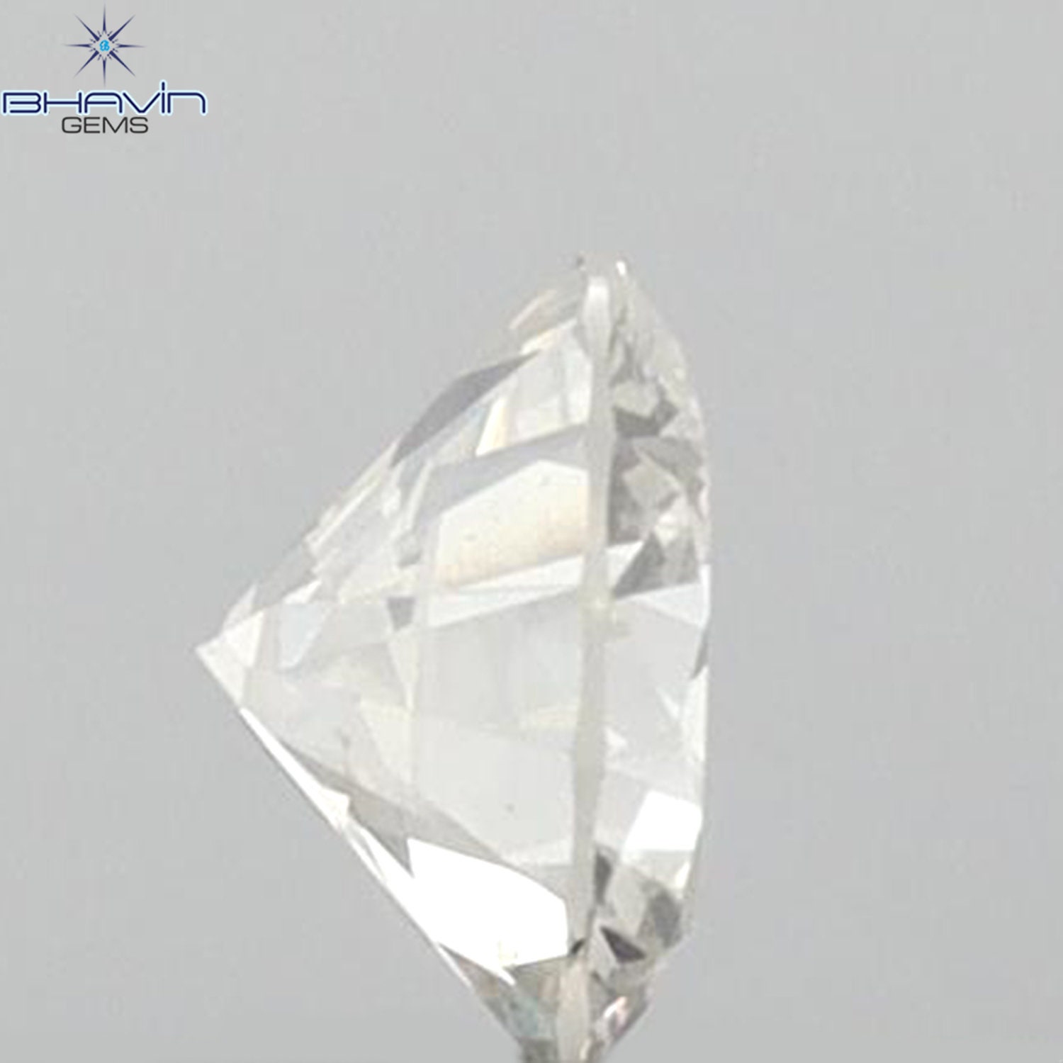 輝く完璧さ: 0.23 CT ホワイト ラウンド ブリリアント カット