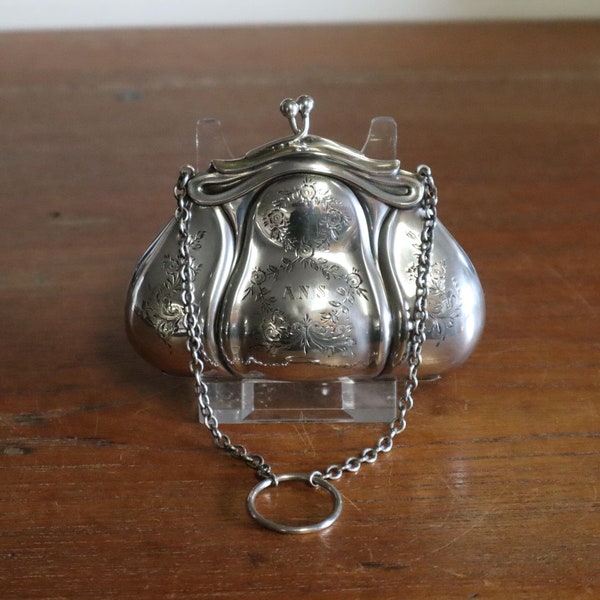 Floral Paatr Purse (Silver)