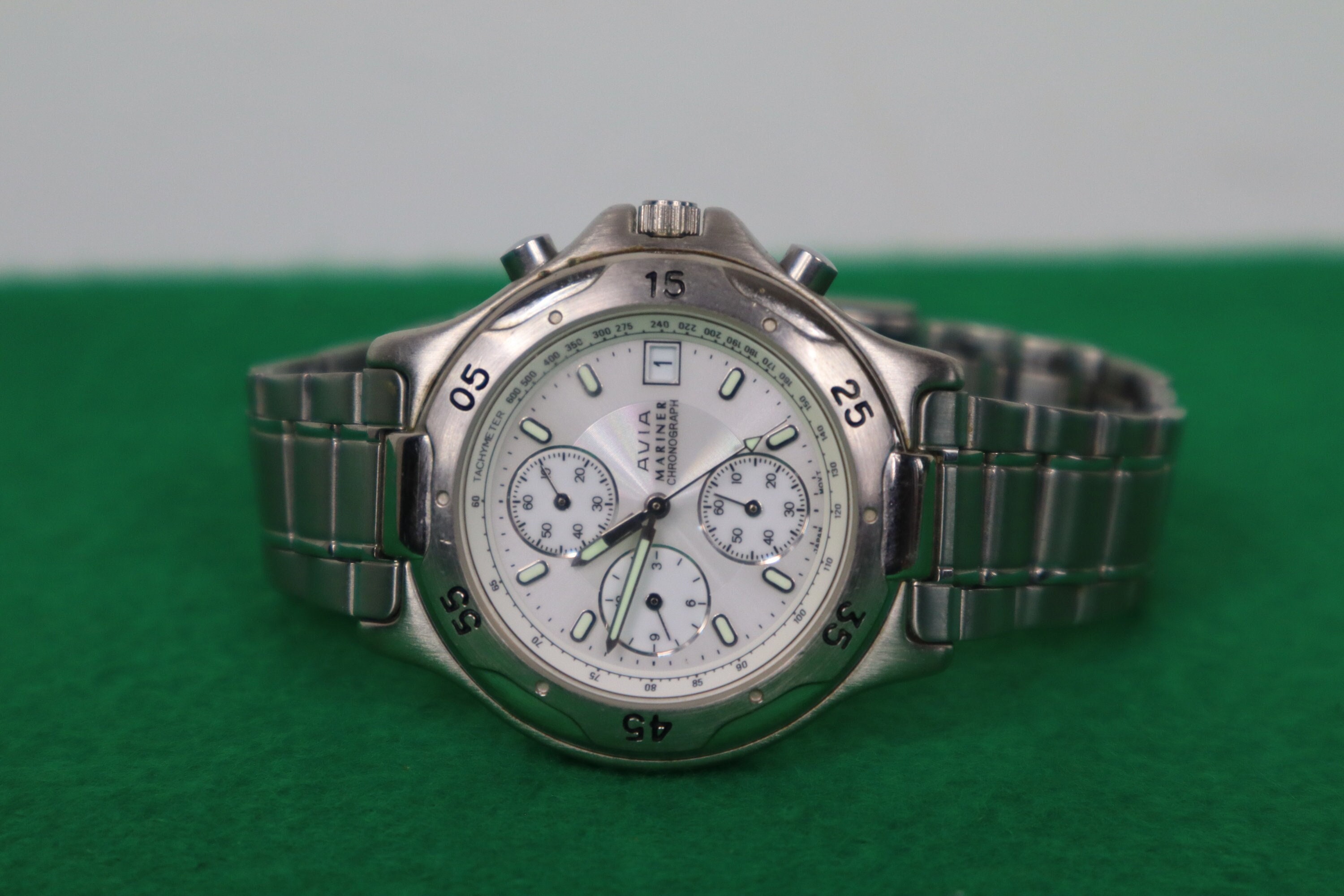 Vintage AVIA Mariner Chronograph Watch Avia Gent s Divers Style
