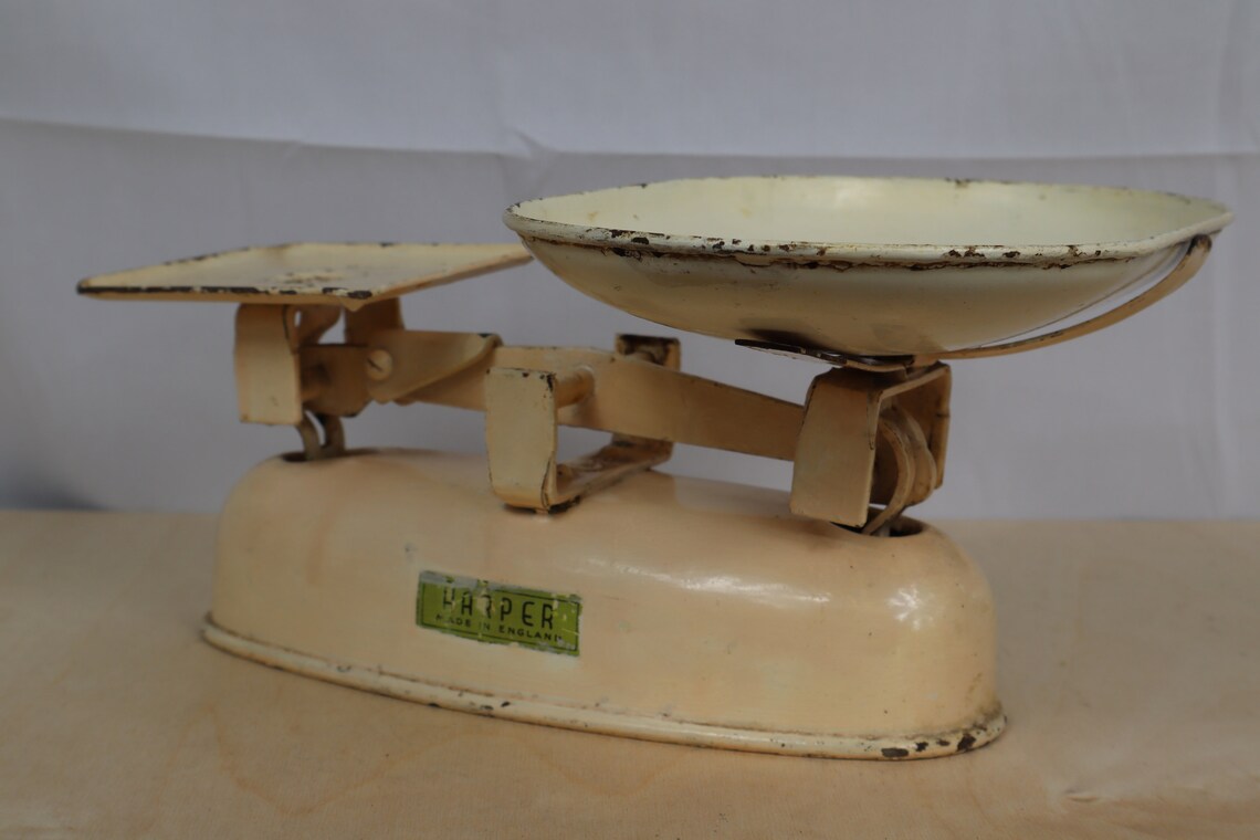 Vintage Cream Kitchen Scales By Harper Of England Cast Iron Etsy