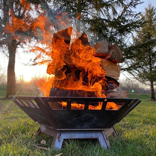 Collapsible Hexagon Fire Pit - Perfect gift for the outdoor enthusiast! Enjoy the beautiful SPRING nights! Heavy Duty Firepit!