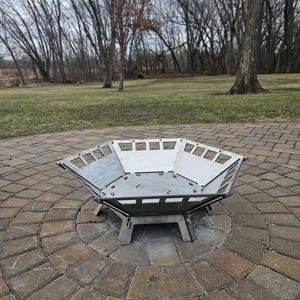 STAINLESS Collapsible Hexagon Fire Pit - STAINLESS STEEL