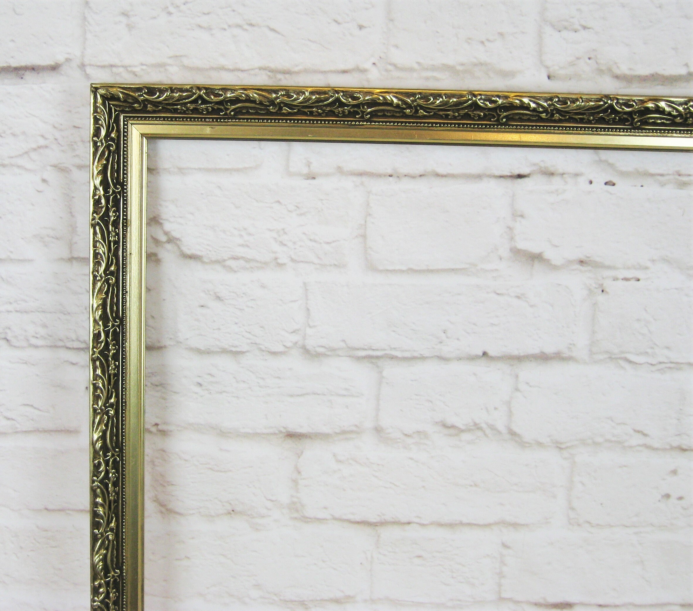 Very Large Vintage Wood Gilt Frame. Fits picture 64.5cm x Etsy