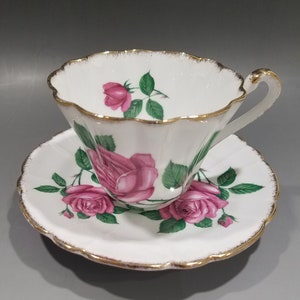 Vintage Gladstone England Bone China Tea Cup Saucer Set Cabbage Roses Gold Spray