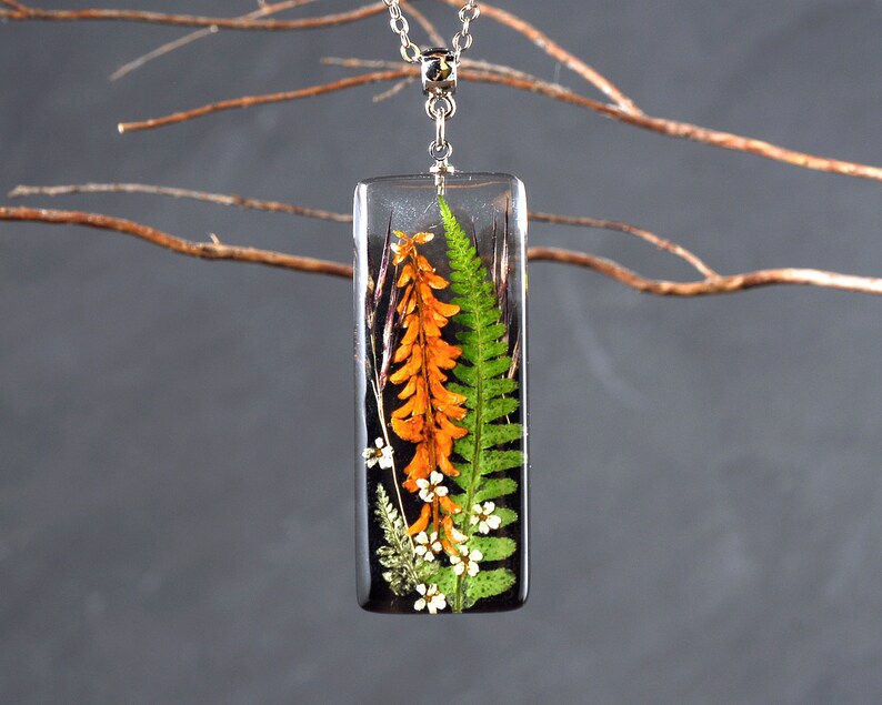 botanical earrings romantic jewelry set pressed flower necklace and earring set eco resin organic jewelry dried flowers jewelry