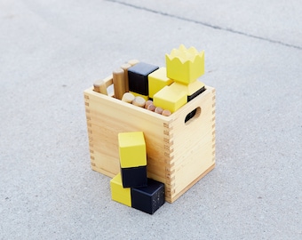 Kubb Game w/ Natural Box (Black & Yellow)