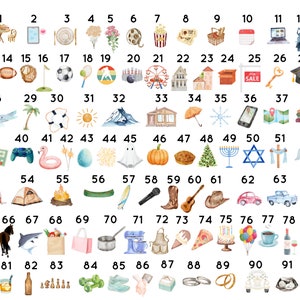 Puede incluir: Una ilustraci&oacute;n colorida de 92 iconos diferentes, cada uno representando una actividad o concepto diferente. Los iconos est&aacute;n dispuestos en una cuadr&iacute;cula y est&aacute;n numerados del 1 al 92. Algunos de los iconos incluyen una mesa con sillas, una computadora port&aacute;til, una pelota de baloncesto, un palo de golf, un avi&oacute;n, una palmera, un fantasma, una calabaza, una fogata, una jirafa, una botella de vino, un par de anillos de boda y un autom&oacute;vil.