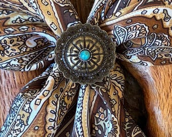 Western Neckerchief Slide – Laced Scalloped Round Concho –