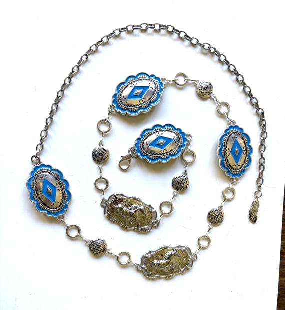 Western Concho Chain Belt: Silver Aztec Running Horse Design  display picture 1