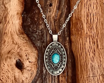 Collar con colgante de turquesa / Collar de doble cara estilo navajo / Colgante de plata tibetana / Joyería del suroeste / Collar con piedra turquesa
