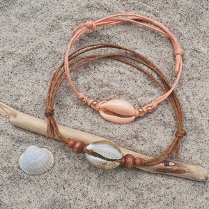Cowrie shell bracelet / anklet