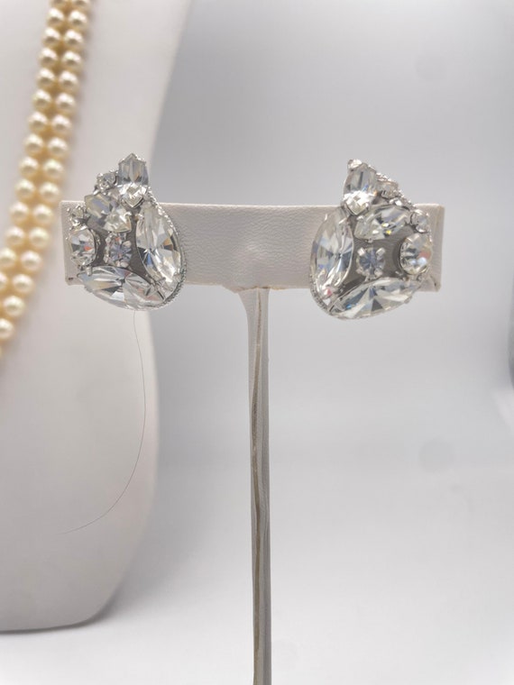 Vintage Paisley Rhinestone Earrings - image 4