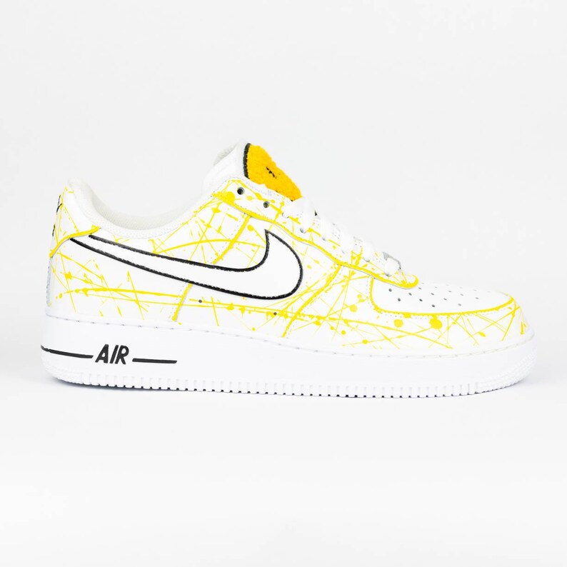 smiley face nike air force 1