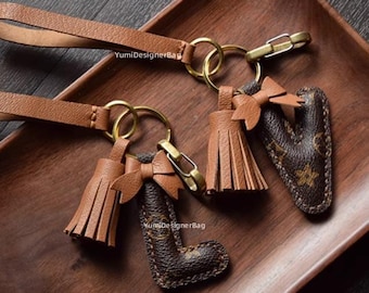 Personalized Leather Monogram Keychain: Goat Leather Initial Bag Charm