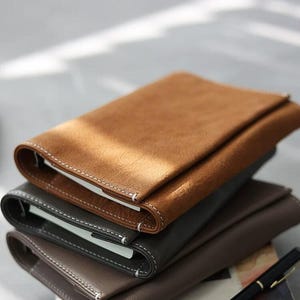 A6 Leder Journal Cover: Dreifach gefaltetes Travelers Notebook, nachfüllbar