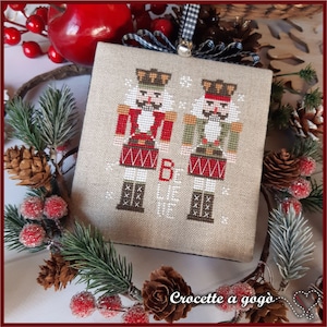 DIGITAAL PDF-BESTAND "Christmas Vintage series" patroonnr. 5-notenkraker-serie bestaande uit 12 patronen met maandelijkse uitgave, mei-patroon