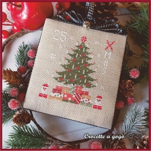 FILE PDF DIGITAL "Christmas Vintage serie" schema n.10- Albero di Natale- serie composta da 12 schemi con uscita mensile, modello di ottobre