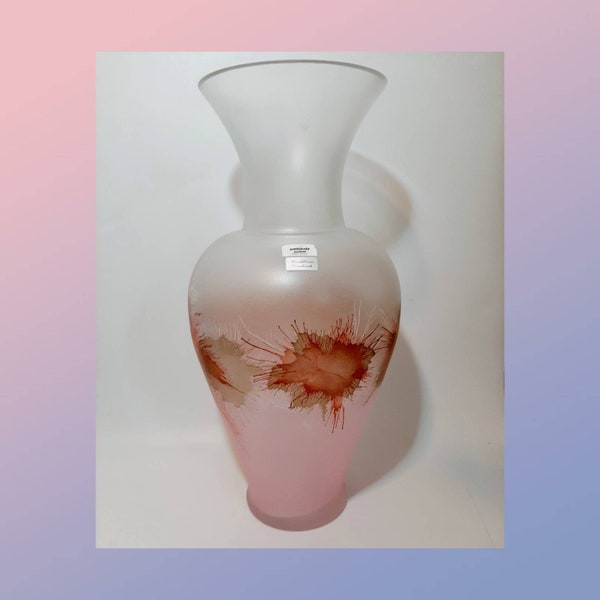 Beautiful Large Contemporary Vintage German Zwiesel Ambiente Mouth blown Art Glass Vase.