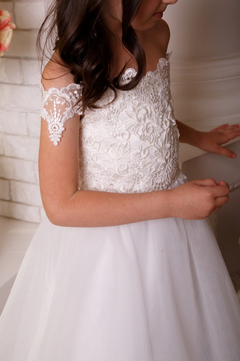 Wedding small dress Toddler girl dress Lace flower girl dress Rustic Girl Dress Ivory Tulle Dress girls party dress kid cream girls dress