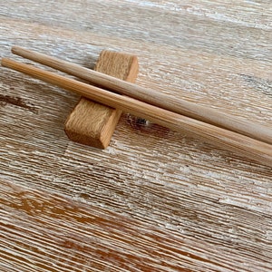 Individuell personalisierte Essstäbchen für Sushi oder Nudeln aus unbehandeltem Bambus. Deutsches Kleinunternehmen mit Herz! Bild 6