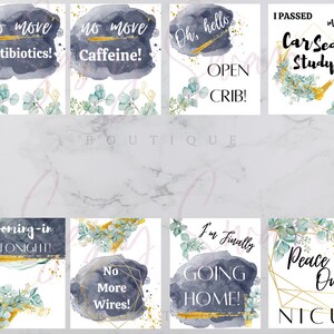 K&ouml;nnte beinhalten: Acht Karten im Aquarell-Stil mit goldenen Akzenten und Gr&uuml;npflanzen. Die Karten zeigen S&auml;tze wie "Keine Antibiotika mehr!" und "Tsch&uuml;ss, Neugeborenen-Intensivstation!"