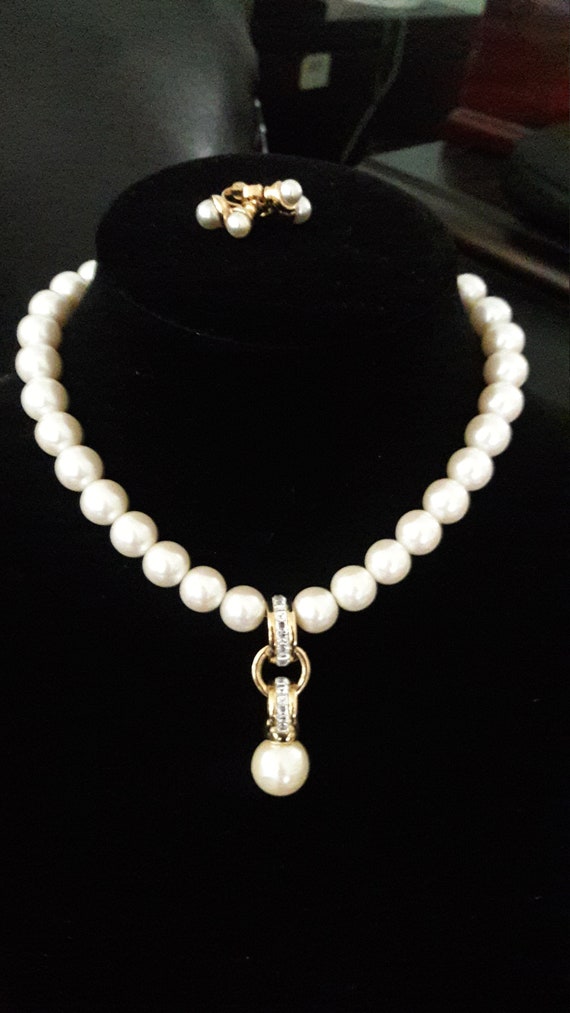 Pearl Vintage Necklace, Pearl Drop Pendant, Classy