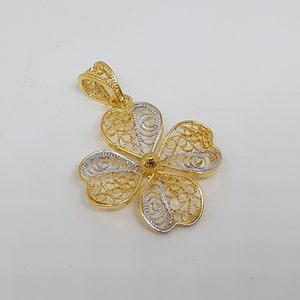 Small two-tone four-leaf clover - Silver filigree pendant