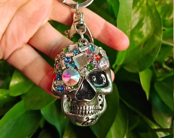 Skull Key Chain/3D Hollow Skull Keychain/Skeleton Skull keychain for Women/Sugar Skull/Skull Car Keychain/3D Skull Key Ring